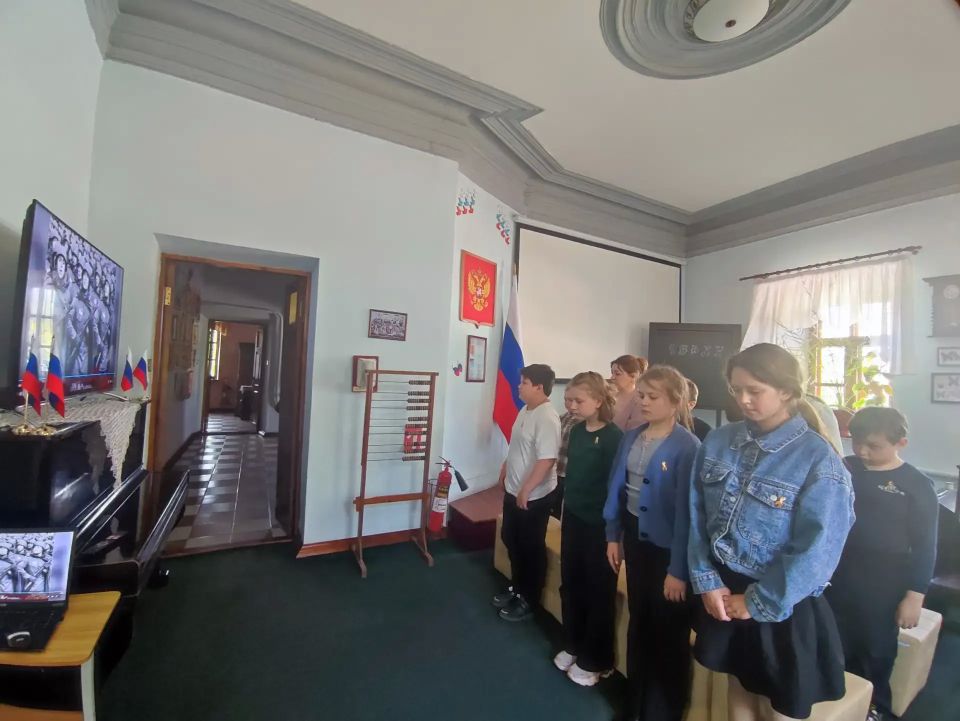 В музее Гринченко прошел урок мужества «Боль и слава нашего народа» В музее Гринченко прошел урок мужества «Боль и слава нашего народа»