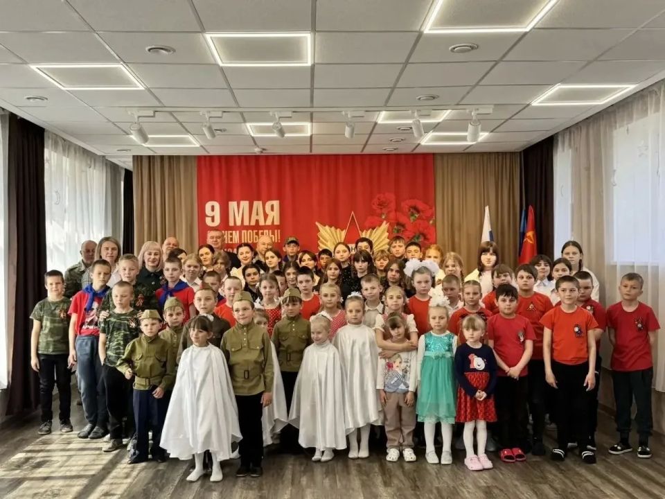 Праздничный концерт «Победный май» в «Незабудке» Праздничный концерт «Победный май» в «Незабудке»
