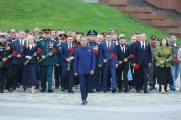 ����� ����������: � ������ ���� ������,-. ��������, � �� ������� ���