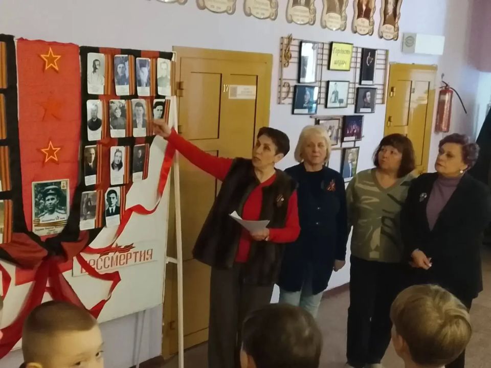 В Алчевске прошли праздничные мероприятия, посвящённые Дню Победы В Алчевске прошли праздничные мероприятия, посвящённые Дню Победы