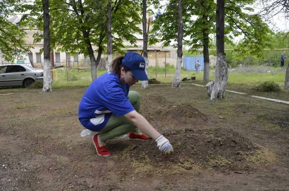 В Успенке привели в порядок Братскую могилу на площади Борцов Революции В Успенке привели в порядок Братскую могилу на площади Борцов Революции