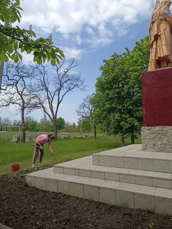 Жители городского округа город Первомайск с большой любовью и ответственностью заботятся о памятных и исторических местах своего края Жители городского округа город Первомайск с большой любовью и ответственностью заботятся о памятных и исторических местах своего края