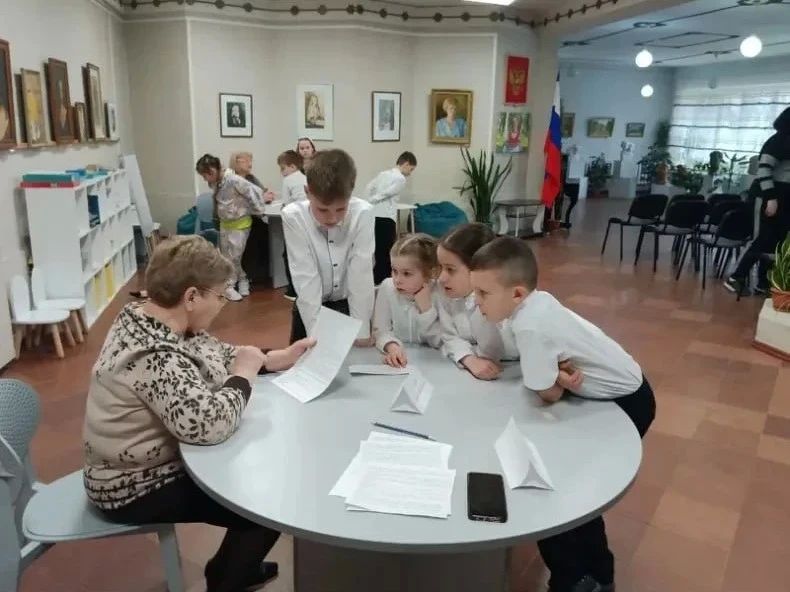 В Кировске продолжаются мероприятия ко Дню молодого избирателя В Кировске продолжаются мероприятия ко Дню молодого избирателя