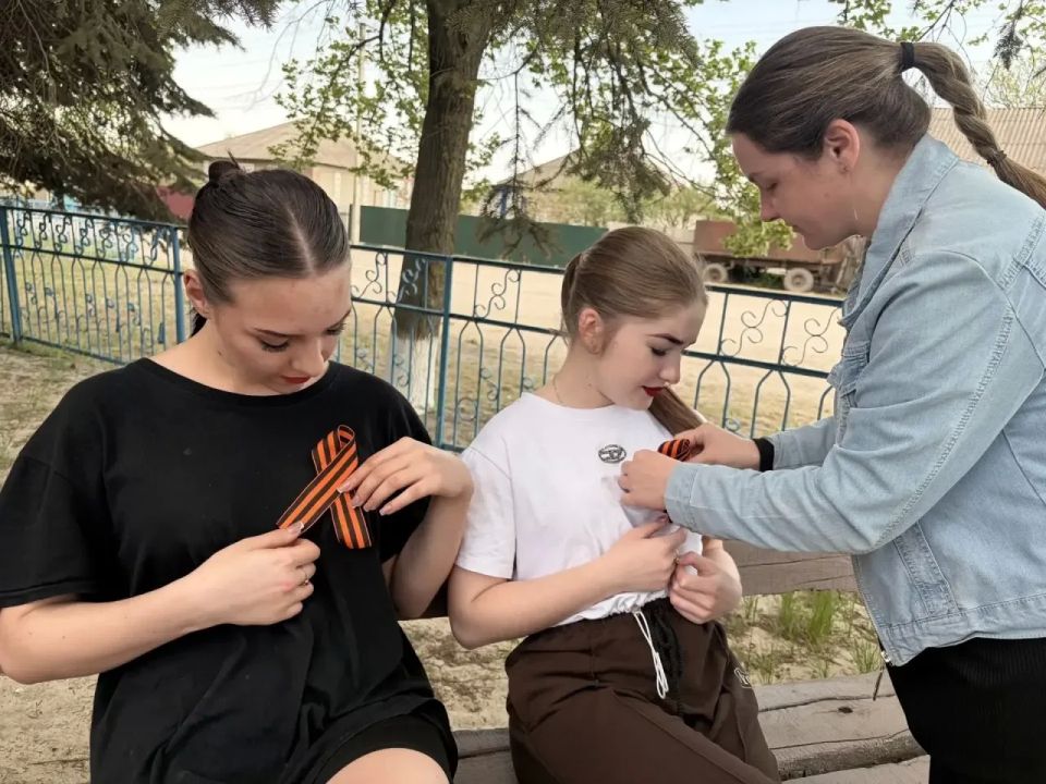 В преддверии Дня Победы, Новопсковский муниципальный округ присоединился к всероссийской акции «Георгиевская ленточка» В преддверии Дня Победы, Новопсковский муниципальный округ присоединился к всероссийской акции «Георгиевская ленточка»