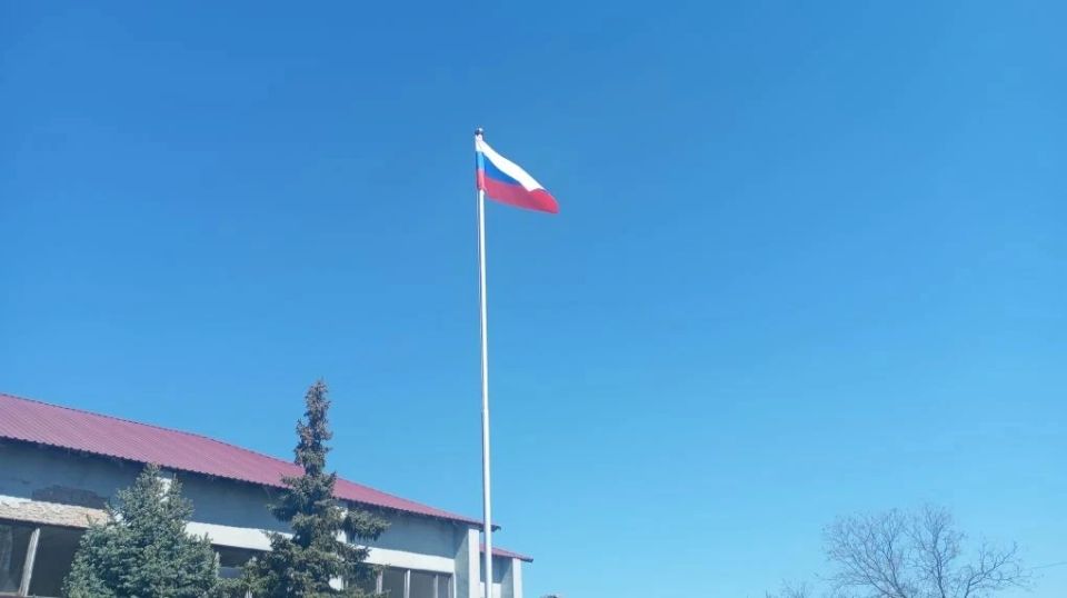 В преддверии Дня Победы село Малокаховка преображается, наполняясь атмосферой памяти, благодарности и уважения к подвигу поколения победителей В преддверии Дня Победы село Малокаховка преображается, наполняясь атмосферой памяти, благодарности и уважения к подвигу поколения победителей