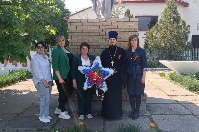 В населённых пунктах Свердловского муниципального округа - г. Червонопартиазнск, пгт Бирюково, пгт Ленинский, пгт Володарск, пгт Шахтёрский, пгт Калининский, пгт Комсомольский, сёлах Александровка, Дарьино-Ермаковка... В населённых пунктах Свердловского муниципального округа - г. Червонопартиазнск, пгт Бирюково, пгт Ленинский, пгт Володарск, пгт Шахтёрский, пгт Калининский, пгт Комсомольский, сёлах Александровка, Дарьино-Ермаковка...