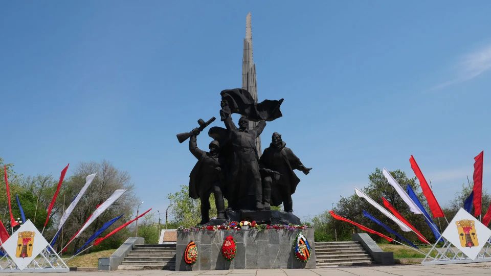 День Победы в Луганске День Победы в Луганске