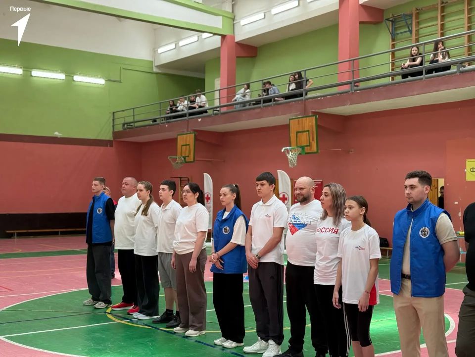 В Луганске прошел муниципальный этап Всероссийской игры «Семейная Зарница» В Луганске прошел муниципальный этап Всероссийской игры «Семейная Зарница»