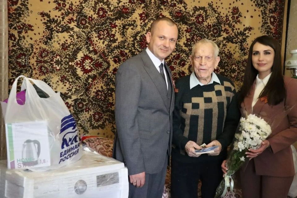 Яна Сылкина: Без сомнений, День Победы – главный праздник всей нашей страны, всего народа и каждой семьи Яна Сылкина: Без сомнений, День Победы – главный праздник всей нашей страны, всего народа и каждой семьи