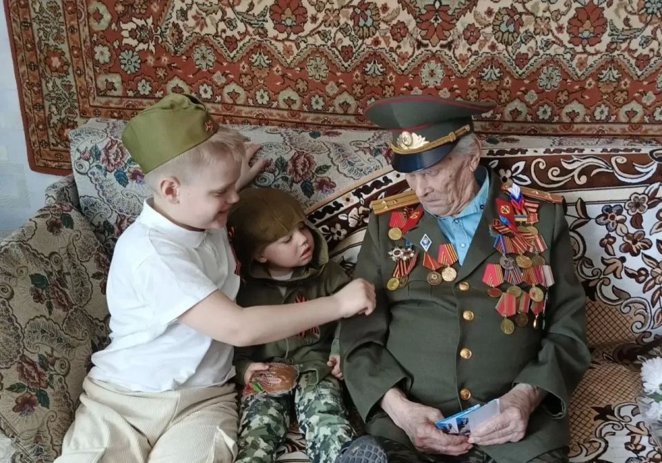 Светлана Гизай: Сегодня мы отмечаем Великий День Победы – день, который навсегда вписан золотыми буквами в историю нашей страны Светлана Гизай: Сегодня мы отмечаем Великий День Победы – день, который навсегда вписан золотыми буквами в историю нашей страны