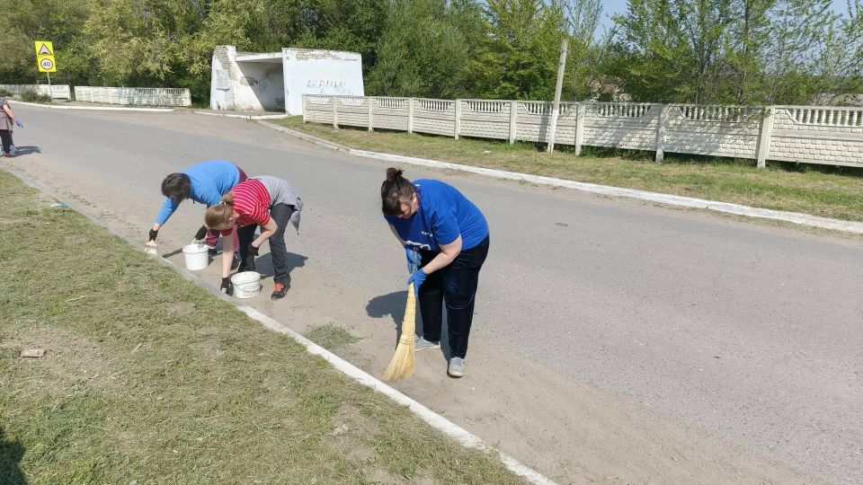 В ПРЕДДВЕРИИ ДНЯ ПОБЕДЫ В СЕЛАХ ЖЕЛТОЕ, САБОВКА И ЛОБАЧЕВО СОСТОЯЛИСЬ СУББОТНИКИ В ПРЕДДВЕРИИ ДНЯ ПОБЕДЫ В СЕЛАХ ЖЕЛТОЕ, САБОВКА И ЛОБАЧЕВО СОСТОЯЛИСЬ СУББОТНИКИ