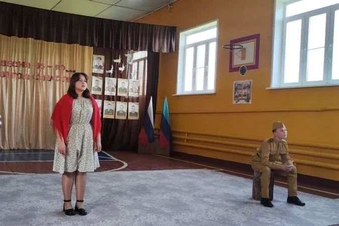 В Ленинской СШ №1 прошло торжественное мероприятие «Весна 45-го… 81 год спустя» В Ленинской СШ №1 прошло торжественное мероприятие «Весна 45-го… 81 год спустя»