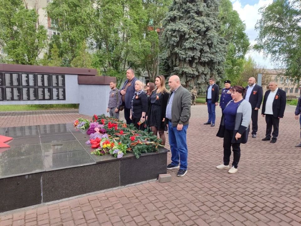 В Кременском МО почтили Героев 9 Мая, несмотря на вызовы времени В Кременском МО почтили Героев 9 Мая, несмотря на вызовы времени