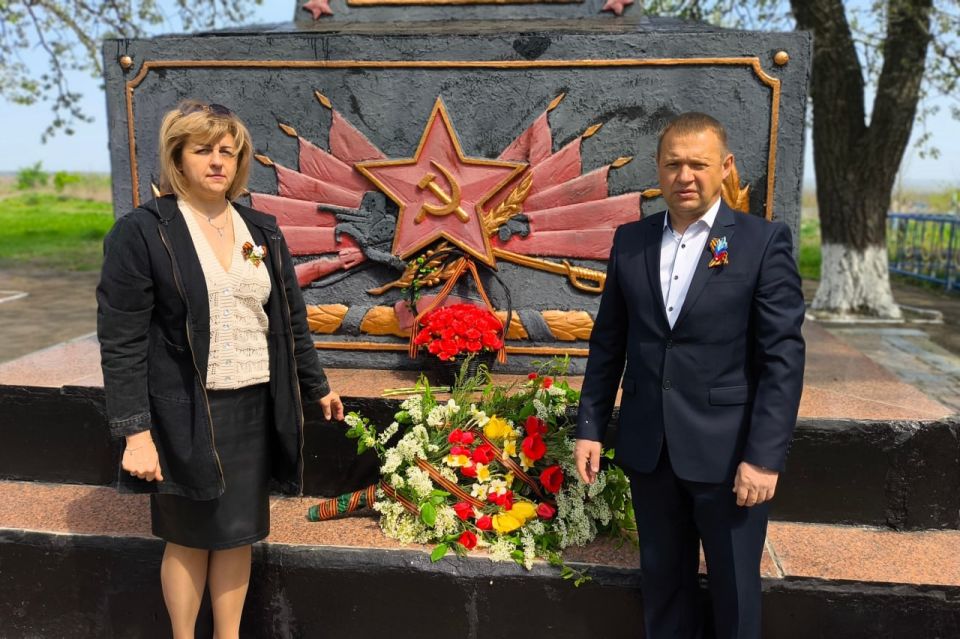 В населённых пунктах Свердловского муниципального округа - г. Червонопартиазнск, пгт Бирюково, пгт Ленинский, пгт Володарск, пгт Шахтёрский, пгт Калининский, пгт Комсомольский, сёлах Александровка, Дарьино-Ермаковка... В населённых пунктах Свердловского муниципального округа - г. Червонопартиазнск, пгт Бирюково, пгт Ленинский, пгт Володарск, пгт Шахтёрский, пгт Калининский, пгт Комсомольский, сёлах Александровка, Дарьино-Ермаковка...