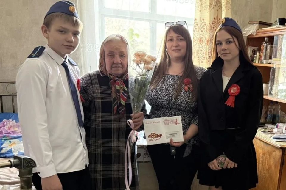 В пгт Ленинский поздравили участников Великой Отечественной Войны с 81-й годовщиной Великой Победы! В пгт Ленинский поздравили участников Великой Отечественной Войны с 81-й годовщиной Великой Победы!