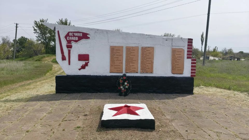 В ПРЕДДВЕРИИ ДНЯ ПОБЕДЫ В СЕЛАХ ЖЕЛТОЕ, САБОВКА И ЛОБАЧЕВО СОСТОЯЛИСЬ СУББОТНИКИ В ПРЕДДВЕРИИ ДНЯ ПОБЕДЫ В СЕЛАХ ЖЕЛТОЕ, САБОВКА И ЛОБАЧЕВО СОСТОЯЛИСЬ СУББОТНИКИ