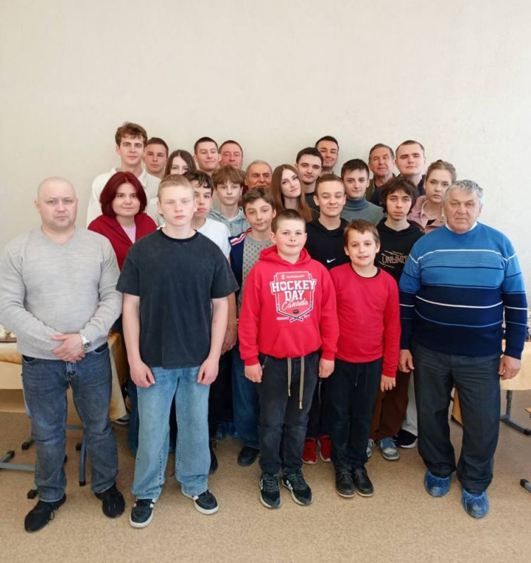 25-26 апреля в Луганске состоялось совершенно новое массовое шахматное мероприятие под названием «Фестиваль шахмат»! 25-26 апреля в Луганске состоялось совершенно новое массовое шахматное мероприятие под названием «Фестиваль шахмат»!