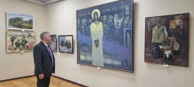 Виктор Водолацкий: Сегодня посетил Галерею искусств Луганского художественного музея, где помимо постоянной экспозиции луганских художников «Родная, родная, родная земля», здесь представлены работы, посвящённые Дню Победы в...