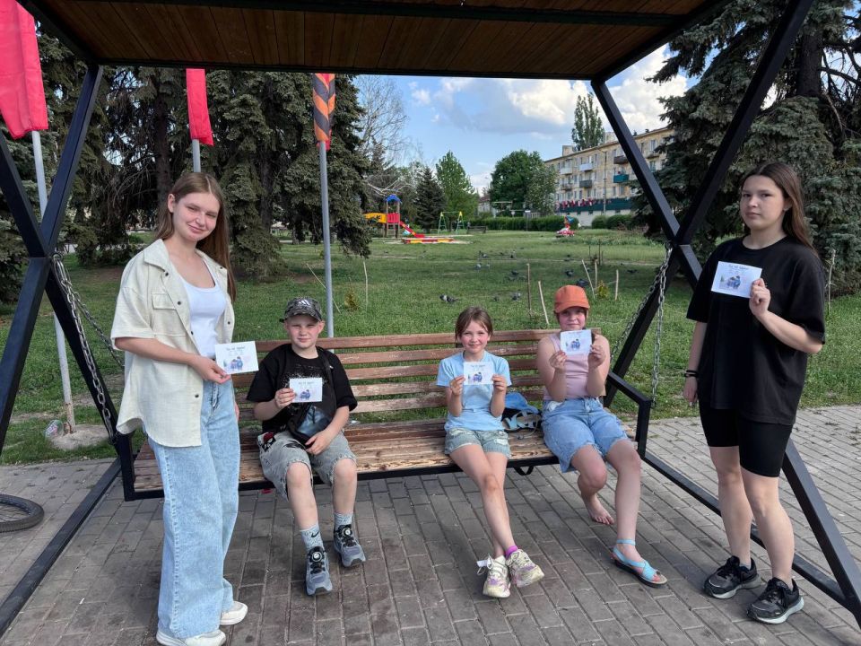 «Твоя жизнь важна». Молодежный совет города Кировск провёл социальную акцию, направленную на профилактику суицида среди подростков и молодёжи «Твоя жизнь важна». Молодежный совет города Кировск провёл социальную акцию, направленную на профилактику суицида среди подростков и молодёжи