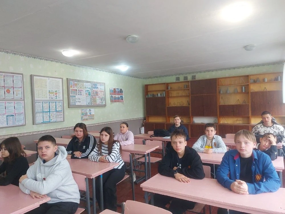 Мероприятие молодежного клуба «Вертикаль» в городе Брянке