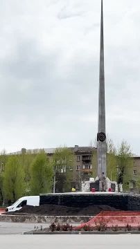 В ЛНР восстанавливают знаковый мемориал