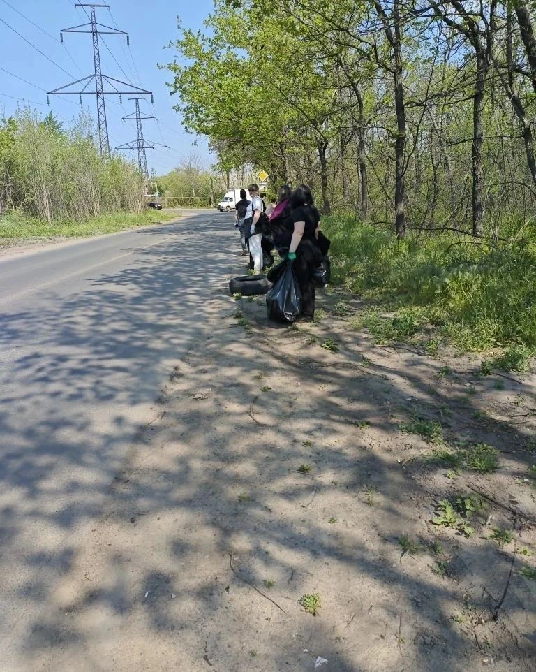 В Луганске продолжаются мероприятия по благоустройству В Луганске продолжаются мероприятия по благоустройству