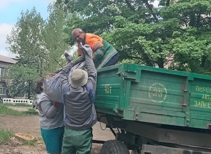 Коммунальными службами проведены работы на территории города