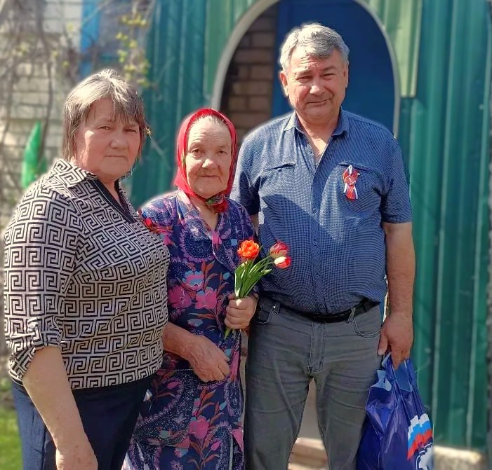 В майский праздничные дни активисты Единой России поддержали ветеранов и участников СВО В майский праздничные дни активисты Единой России поддержали ветеранов и участников СВО