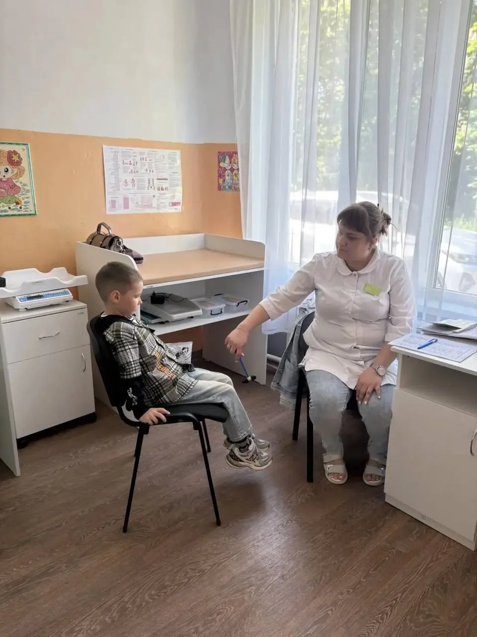 Луганские врачи осмотрели 75 детей пгт.Славяносербск