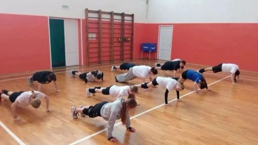 Воспитанники Лутугинской спортивной школы приняли участие в Всероссийской акции «Рекорд Победы»