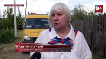 Стабильное электричество: в Трехизбенке восстанавливают линии электропередачи