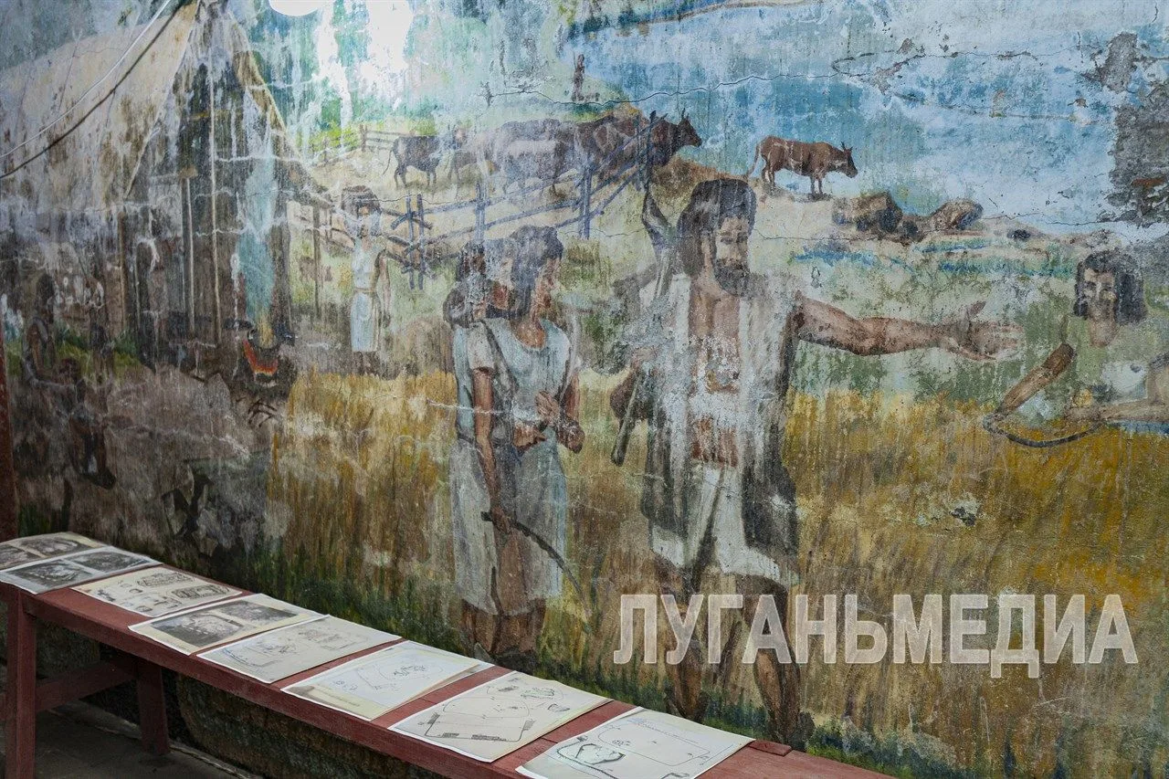 В музее в селе Смоляниново провели благоустройство территории В музее в селе Смоляниново провели благоустройство территории