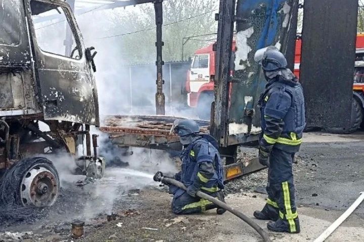 Шесть пожаров потушили за сутки в ЛНР