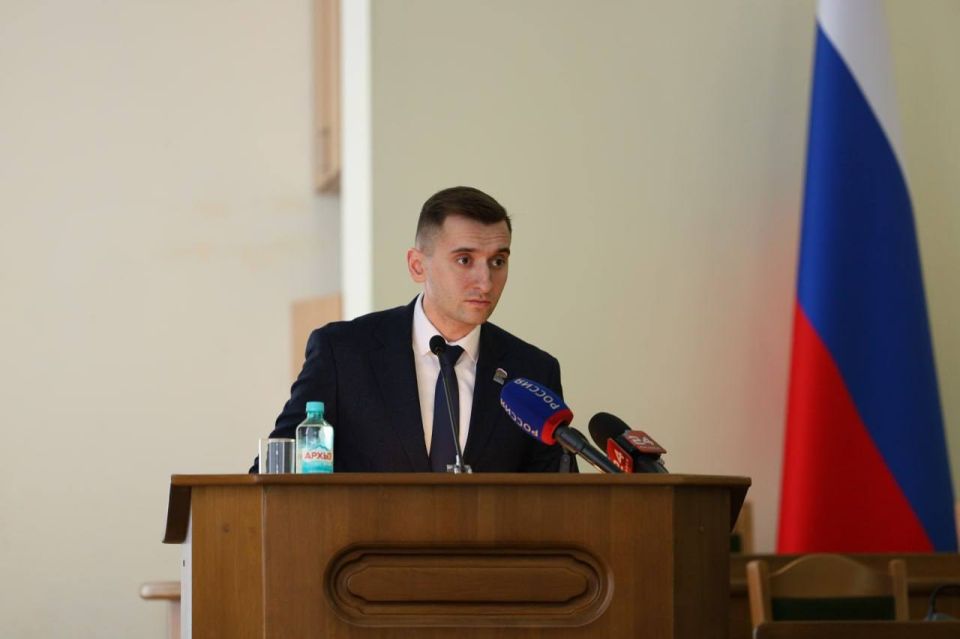 Андрей Самойлов – депутат Народного Совета ЛНР, руководитель реготделения в ЛНР, член Молодёжного парламента при Госдуме РФ, спикер общества «Знание» и участник СВО Андрей Самойлов – депутат Народного Совета ЛНР, руководитель реготделения в ЛНР, член Молодёжного парламента при Госдуме РФ, спикер общества «Знание» и участник СВО