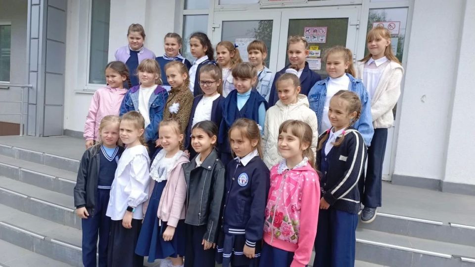 Познавательная экскурсия на скорую помощь: школьники познакомились с работой медиков Познавательная экскурсия на скорую помощь: школьники познакомились с работой медиков