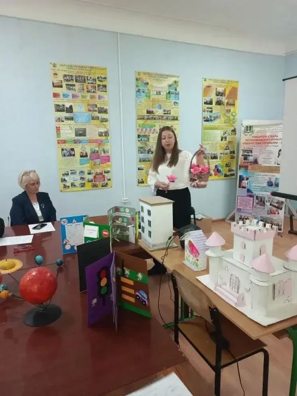 Андрей Рубанцов: ОТ ДОСТИЖЕНИЙ К НОВЫМ ИДЕЯМ: ММО УЧИТЕЛЕЙ ТРУДА В РОВЕНЬКАХ ПОДВОДИТ ИТОГИ УЧЕБНОГО ГОДА Для ровеньковских учителей труда (технологии) провели завершающее заседание ММО учителей Андрей Рубанцов: ОТ ДОСТИЖЕНИЙ К НОВЫМ ИДЕЯМ: ММО УЧИТЕЛЕЙ ТРУДА В РОВЕНЬКАХ ПОДВОДИТ ИТОГИ УЧЕБНОГО ГОДА Для ровеньковских учителей труда (технологии) провели завершающее заседание ММО учителей