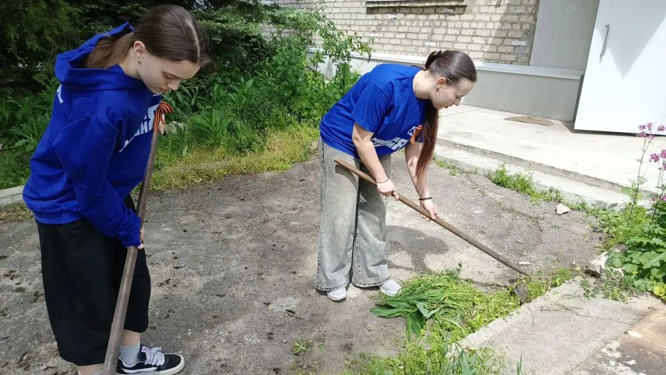 Замсекретаря Славяносербского местного отделения Единой России Ирина Титаренко: «Забота о ветеранах — наш долг и святая обязанность» Замсекретаря Славяносербского местного отделения Единой России Ирина Титаренко: «Забота о ветеранах — наш долг и святая обязанность»