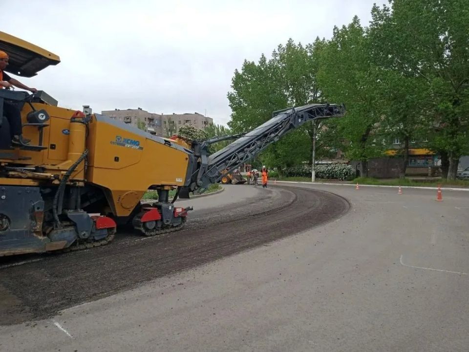 Коммунальными службами проведены работы на территории города Коммунальными службами проведены работы на территории города