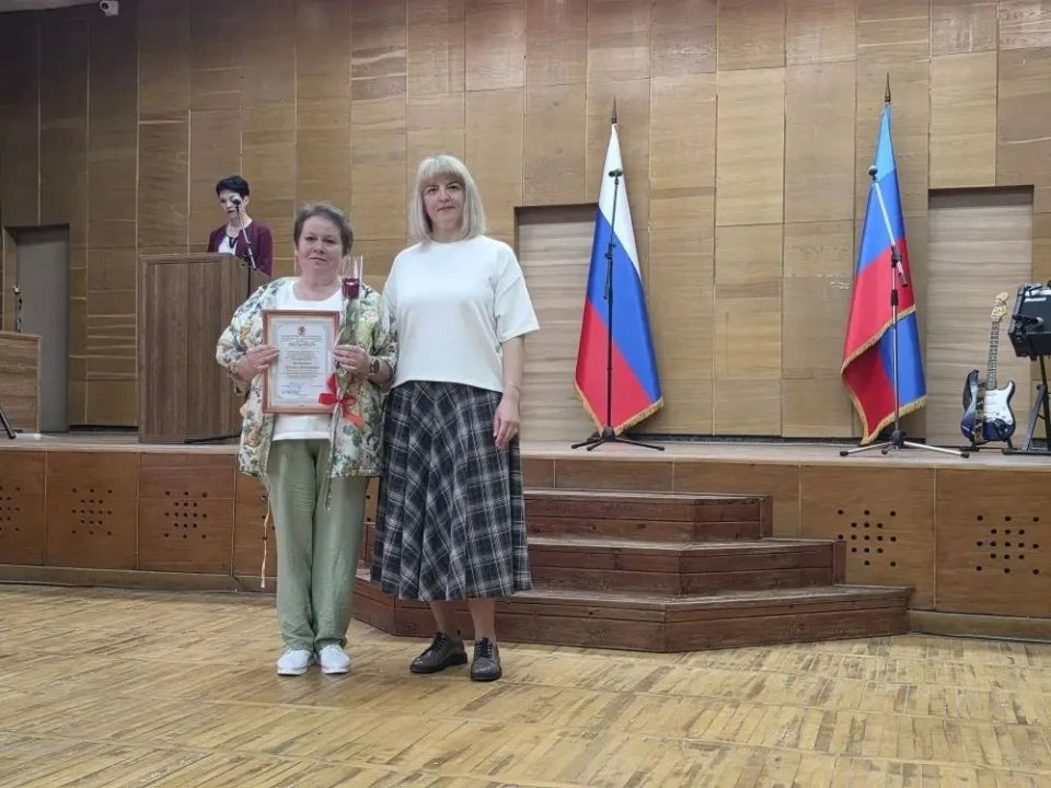 Медсестры ЛНР отмечены Благодарностями Министра здравоохранения Медсестры ЛНР отмечены Благодарностями Министра здравоохранения