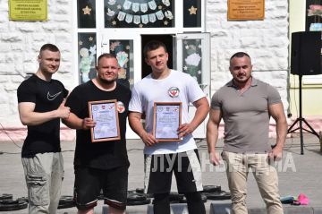 В Перевальске прошел турнир по силовому экстриму