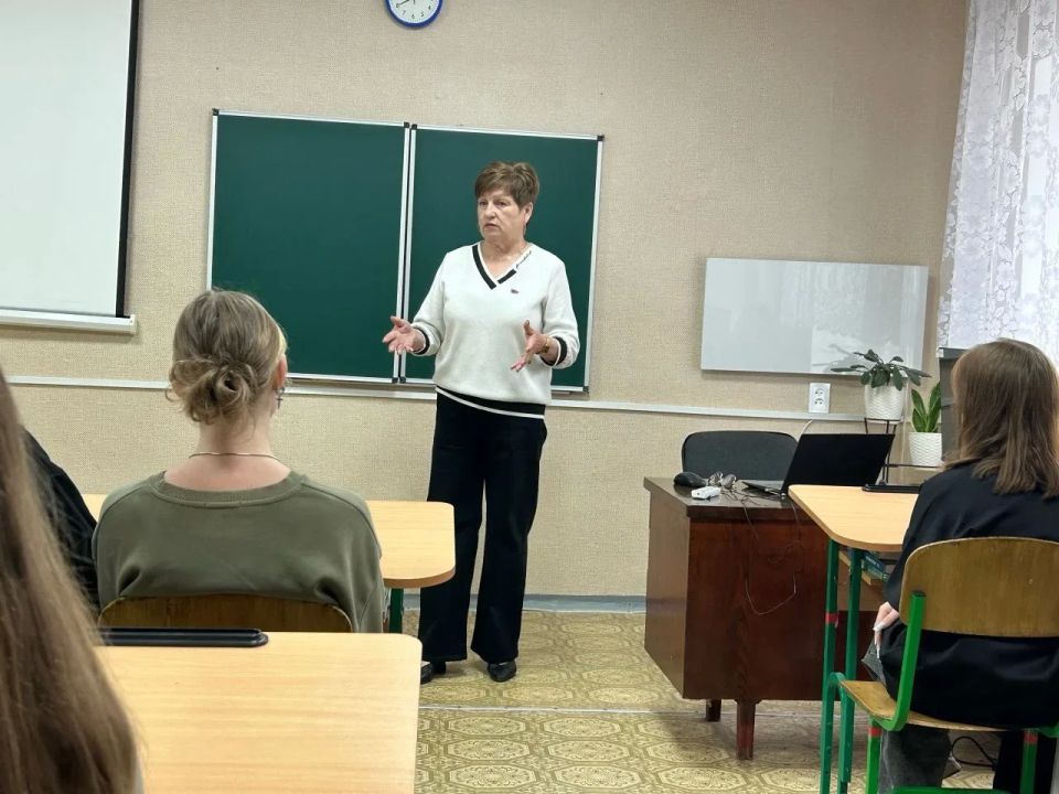 Будущее начинается сегодня: диалог с народным избранником в Райгородской школе