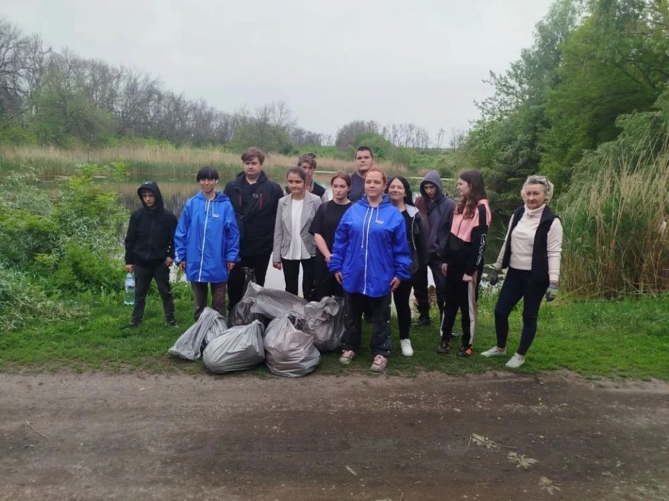 В Г. ПЕТРОВСКОЕ И ПГТ. ШТЕРОВКА ПРОВЕЛИ ОЧИСТКУ БЕРЕГОВ ВОДНЫХ ОБЪЕКТОВ В Г. ПЕТРОВСКОЕ И ПГТ. ШТЕРОВКА ПРОВЕЛИ ОЧИСТКУ БЕРЕГОВ ВОДНЫХ ОБЪЕКТОВ