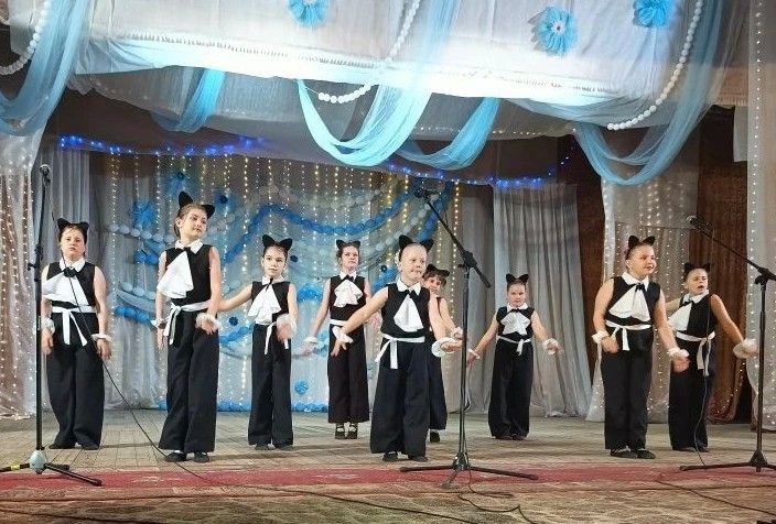 К 60-летию детской школы искусств в Петровском состоялось торжественное мероприятие К 60-летию детской школы искусств в Петровском состоялось торжественное мероприятие
