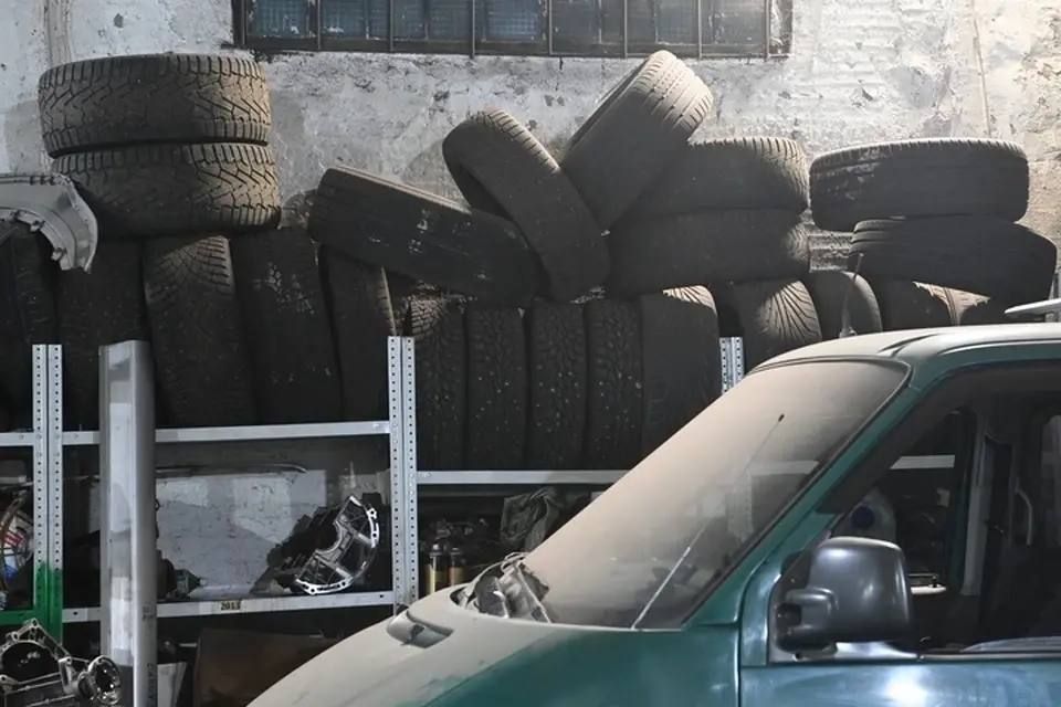 В Краснодоне житель убил своего знакомого в шиномонтаже