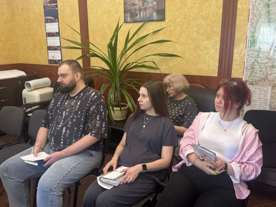 Сотрудники Минцифры ЛНР приняли участие во Всероссийской просветительской эстафете «Мои финансы»! Сотрудники Минцифры ЛНР приняли участие во Всероссийской просветительской эстафете «Мои финансы»!