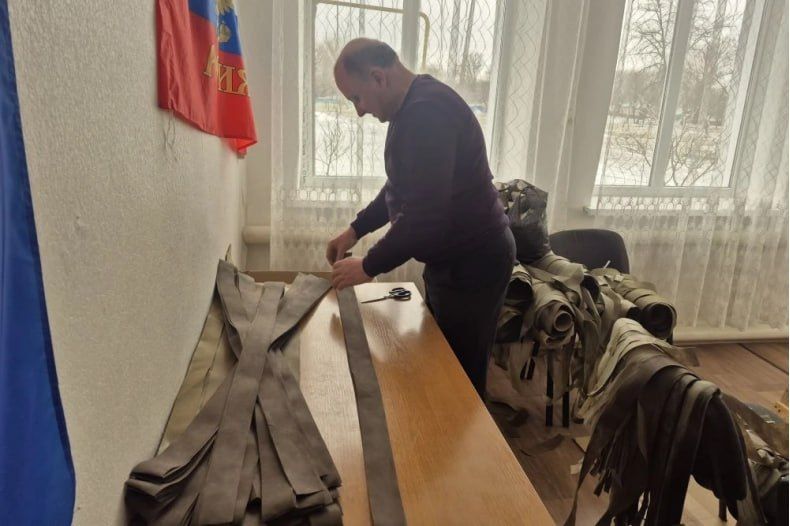 Волонтеры села Медвежанка были отмечены Благодарностями от командования 123 бригады МО РФ Волонтеры села Медвежанка были отмечены Благодарностями от командования 123 бригады МО РФ