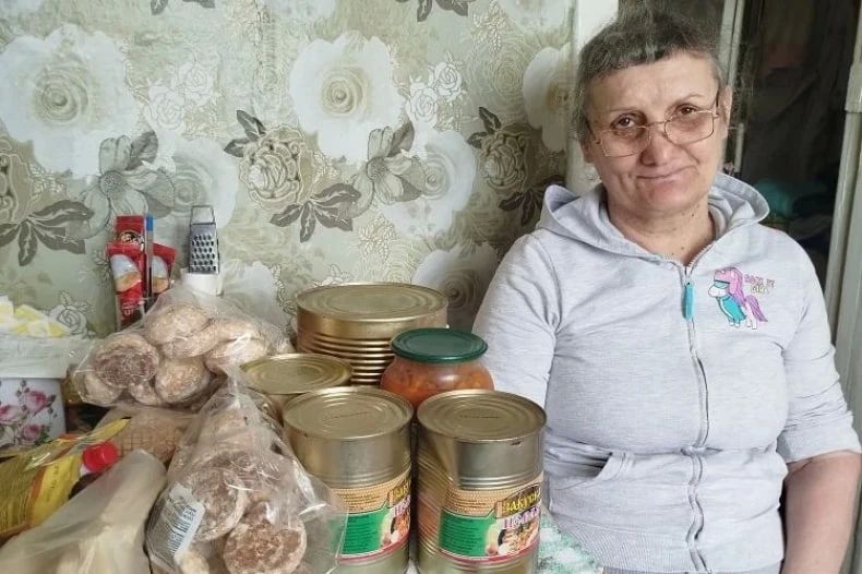Нуждающиеся жители округа получили гумпомощь от региона-шефа — Красноярского края Нуждающиеся жители округа получили гумпомощь от региона-шефа — Красноярского края