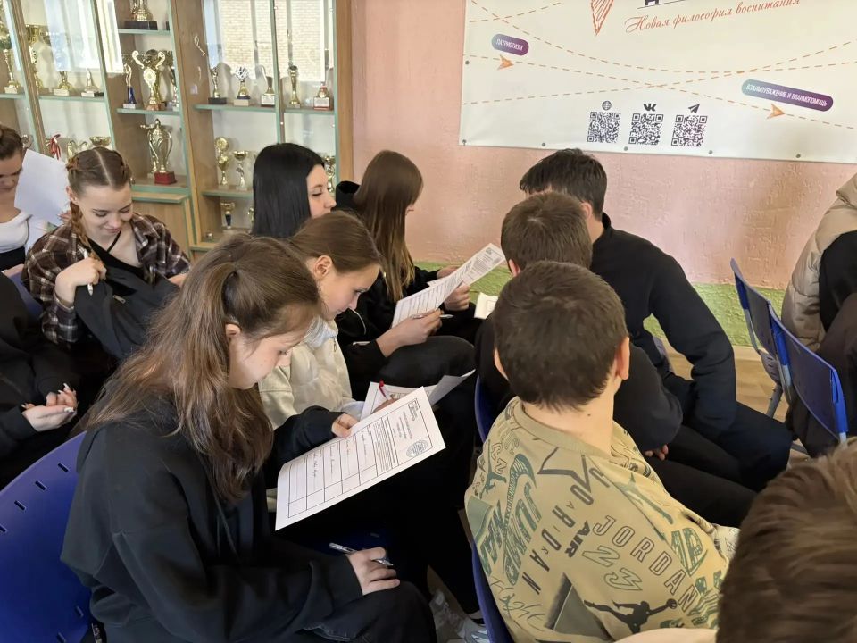 В Антраците прошёл цикл мероприятий ко Дню молодого избирателя В Антраците прошёл цикл мероприятий ко Дню молодого избирателя