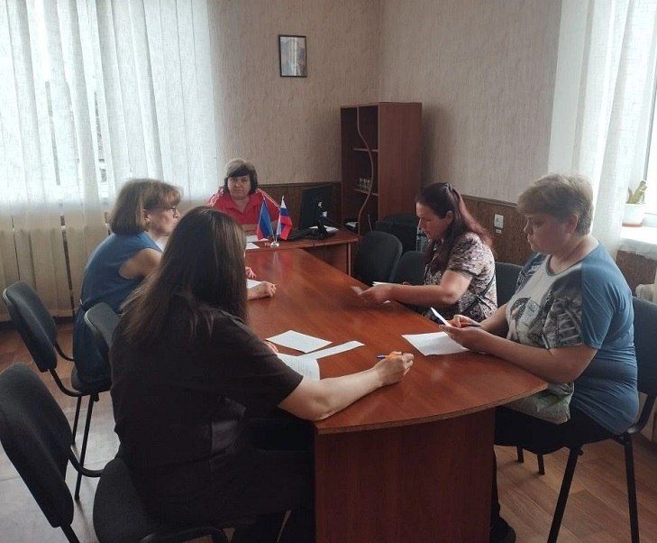 В поселке Северный провели рабочее совещание с индивидуальными предпринимателями