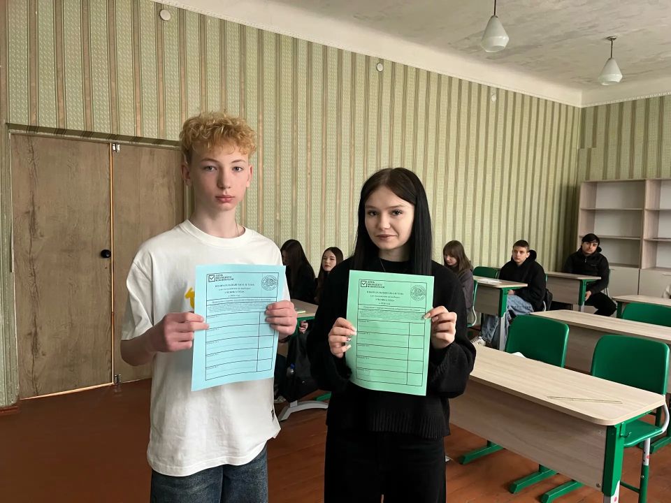 В Антраците прошёл цикл мероприятий ко Дню молодого избирателя